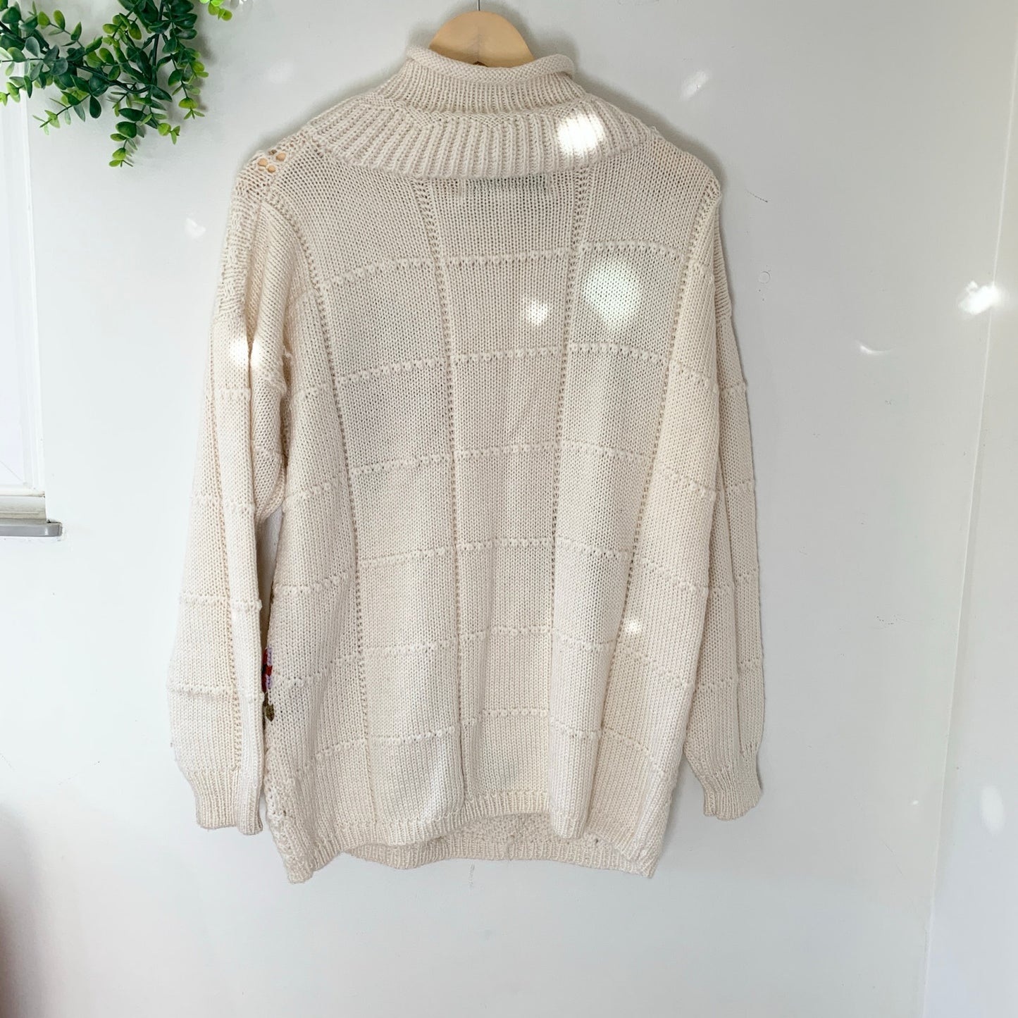 Kitty Hawk for Vivian Wang Vintage Knit Floral Cream Turtleneck Sweater Large