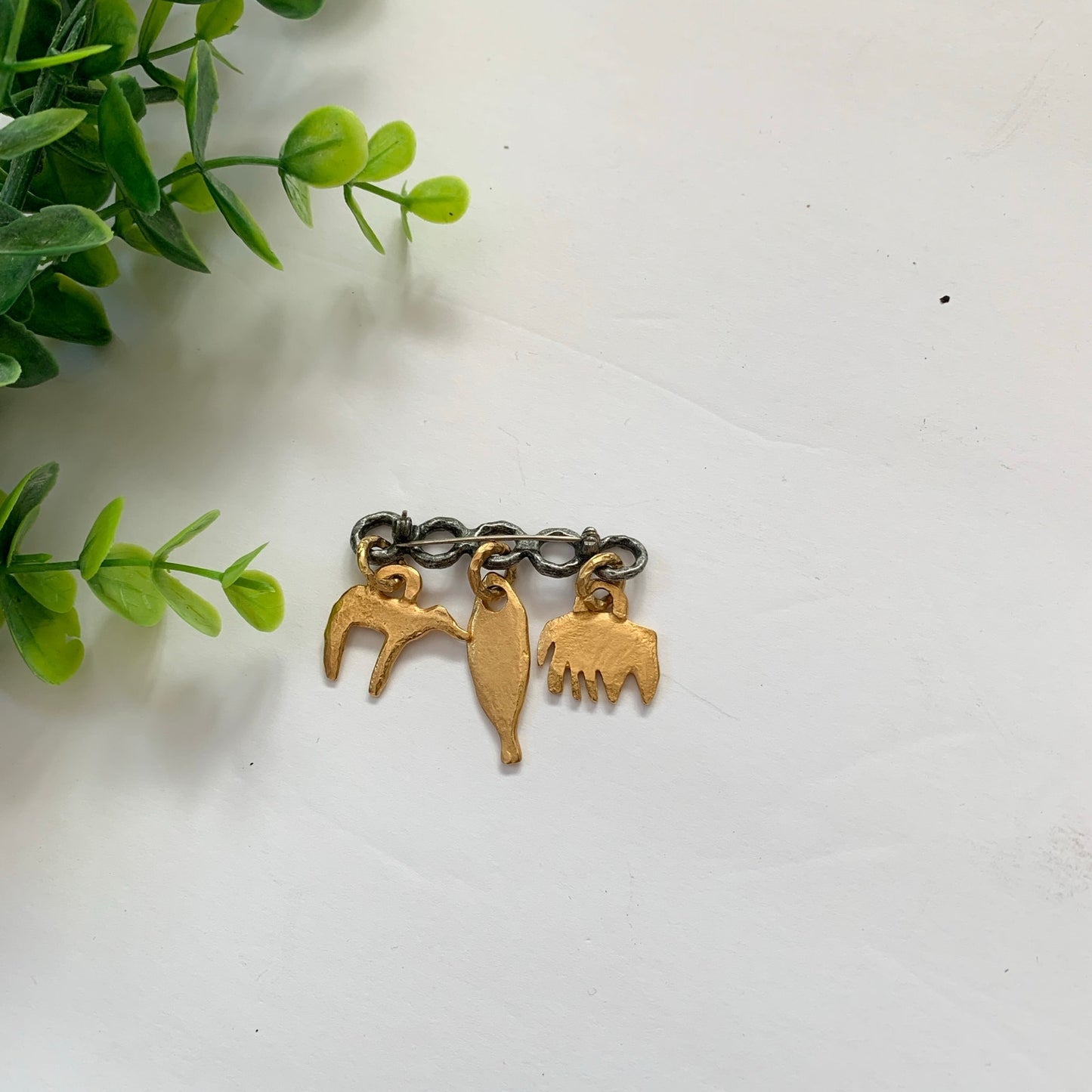 Vintage The Limited Gold Silver Tone Animal Dangle Brooch Pin