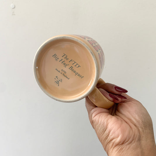 Big Hug Mug Vintage Tan Red FTD Cup