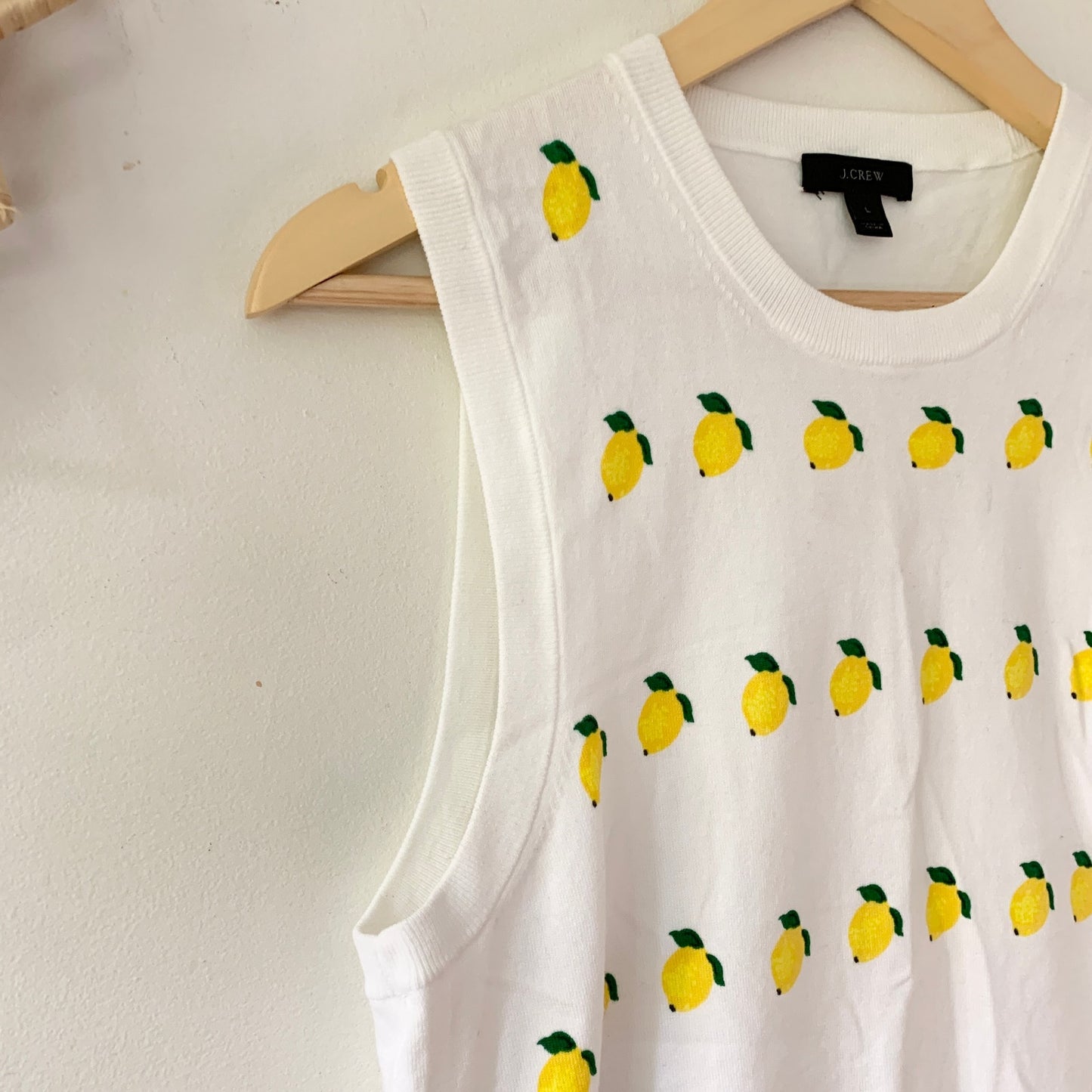 J. Crew Lemon Print Sleeveless Knit Vest Cotton White Yellow Shirt Large