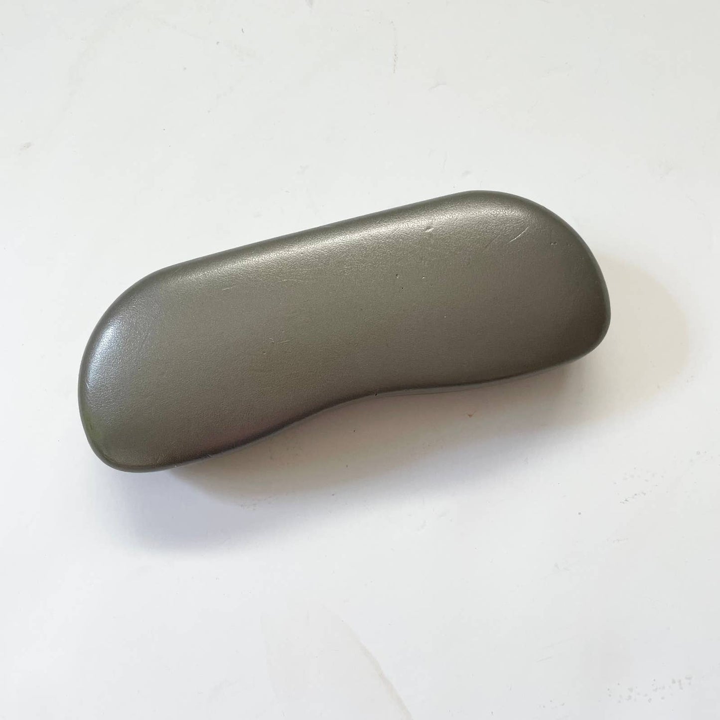 Ray Ban TITANIUM Sunglasses Hardshell Clamshell *CASE ONLY*