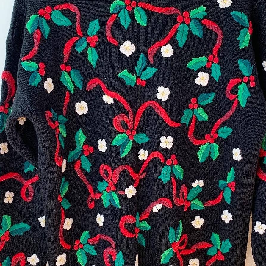 Vintage Bechamel Black Mistletoe Christmas Sweater 002
