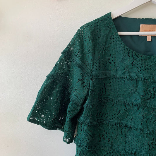 Skies are Blue Green Audrie Allover Lace Bell Sleeve Blouse Size Medium Petites
