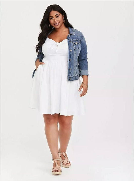 Torrid White Bow Front Skater dress 3X Plus