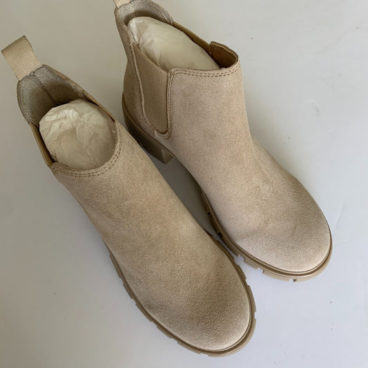 Steve Madden Howler Chelsea Sand Suede Boot 7.5