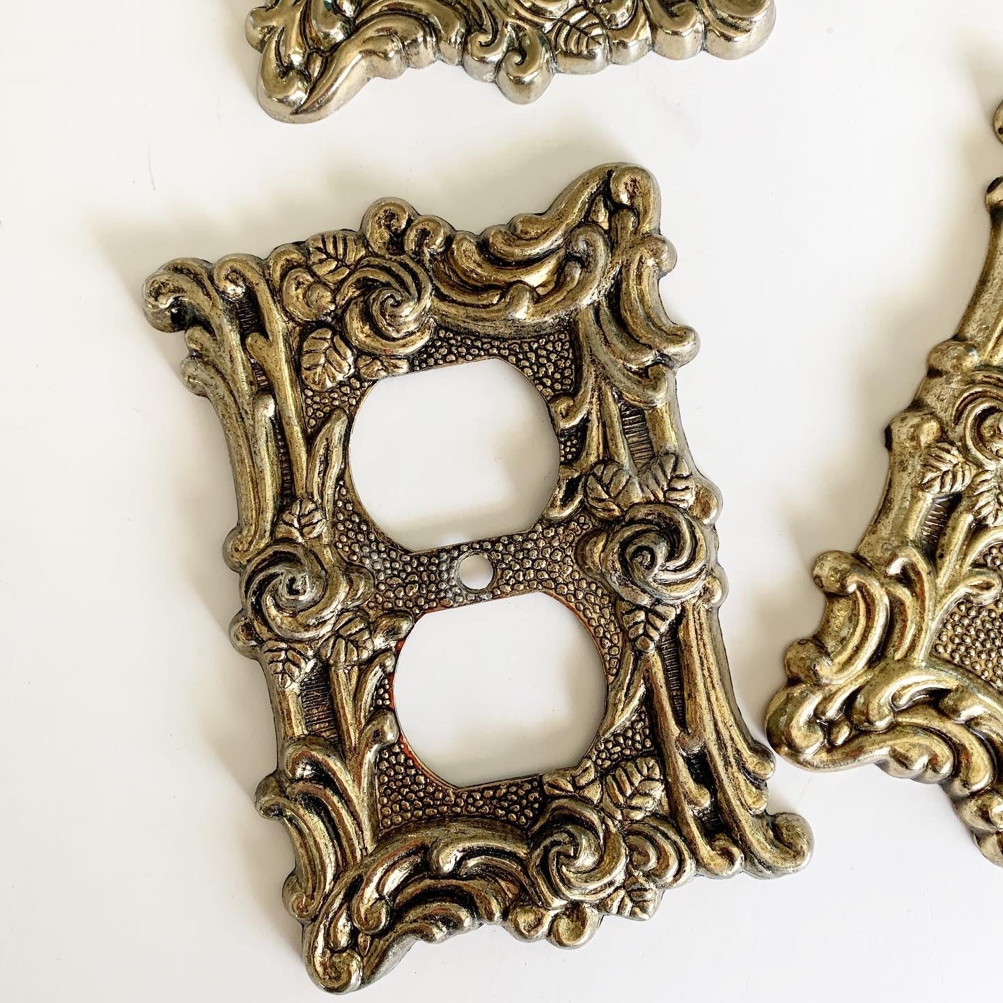 Vintage Filigree Gold Outlet Cover Light Switch Cover American Tack and Hardware 1967 AmerTac & Hdwe Hollywood Regency Home Restoration