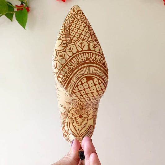 Taylor Says Henna Print Tan Pump Heels, Size 8.5
