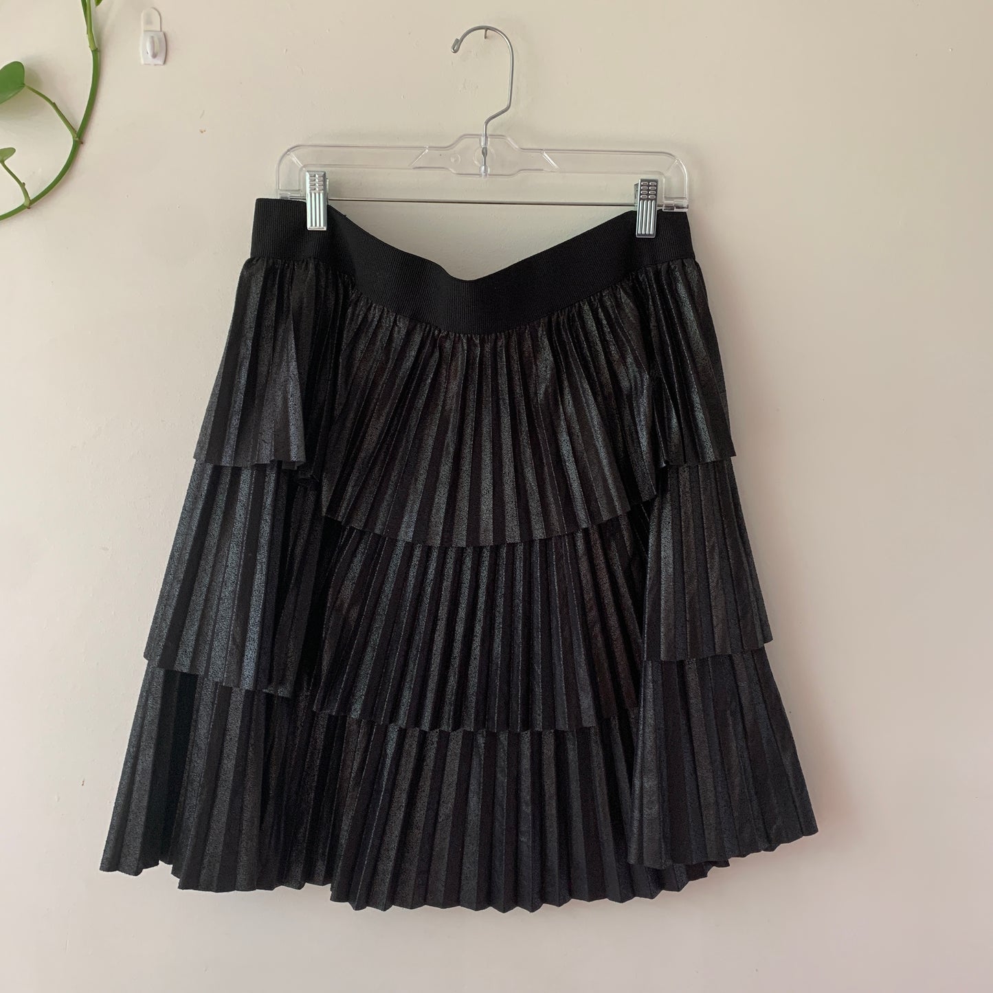 Lane Bryant Black Pleated Knee Length Metallic Skirt