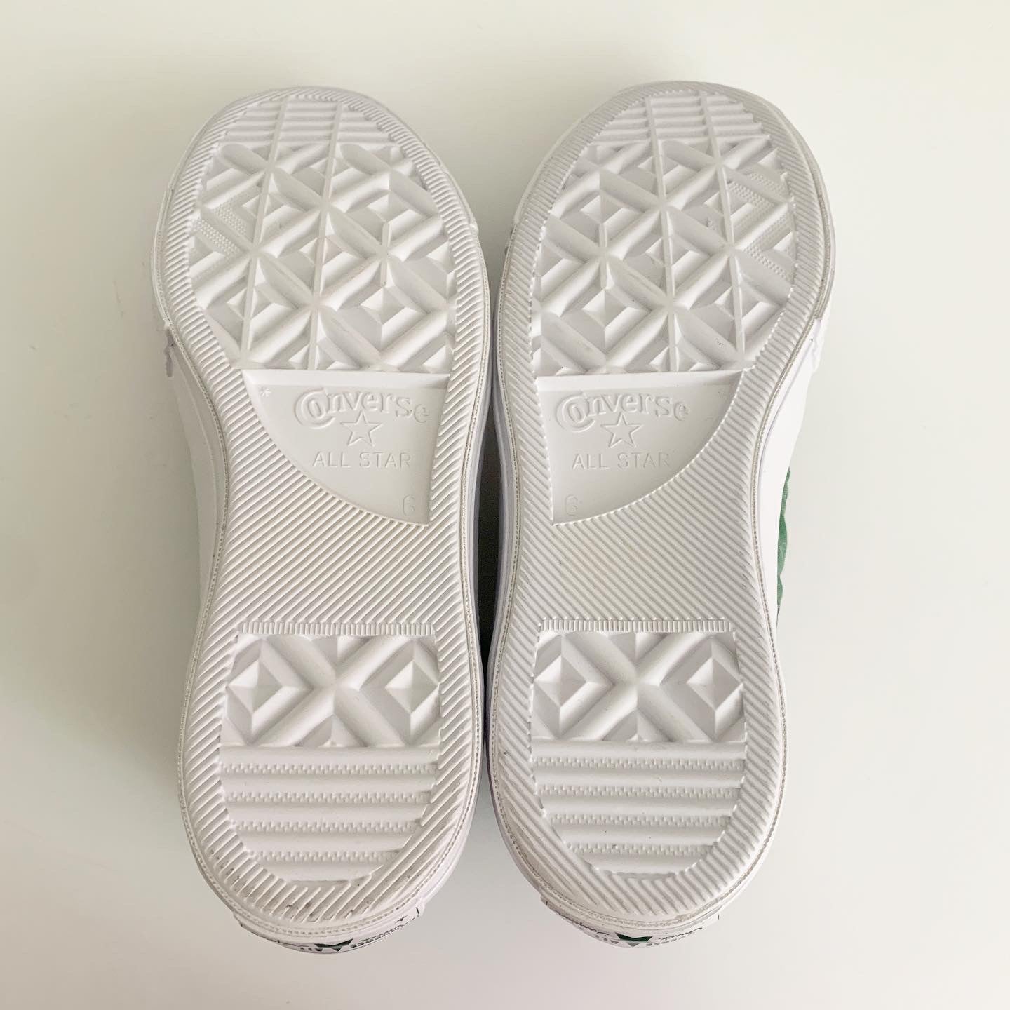 Converse Chuck Taylor Boston Celtics High-Top Sneakers Size 6 Men's 8 Women's Green