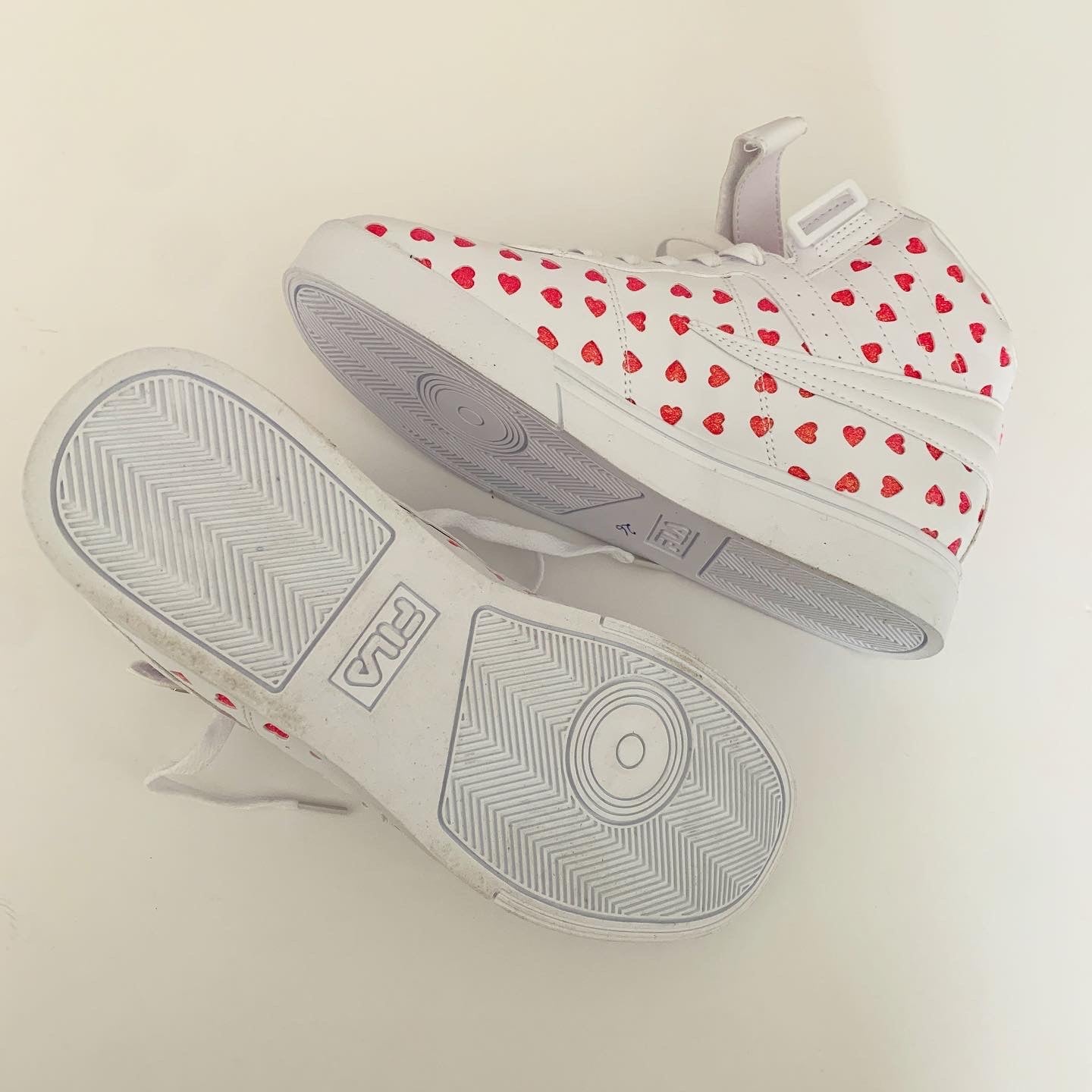 Fila Vulc 13 Heart High Top Sneaker Women's Pink White Size 8.5