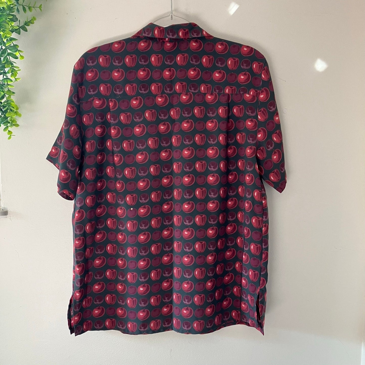 Vintage Milano Apple Print Red Dark Gray Button Up Shirt