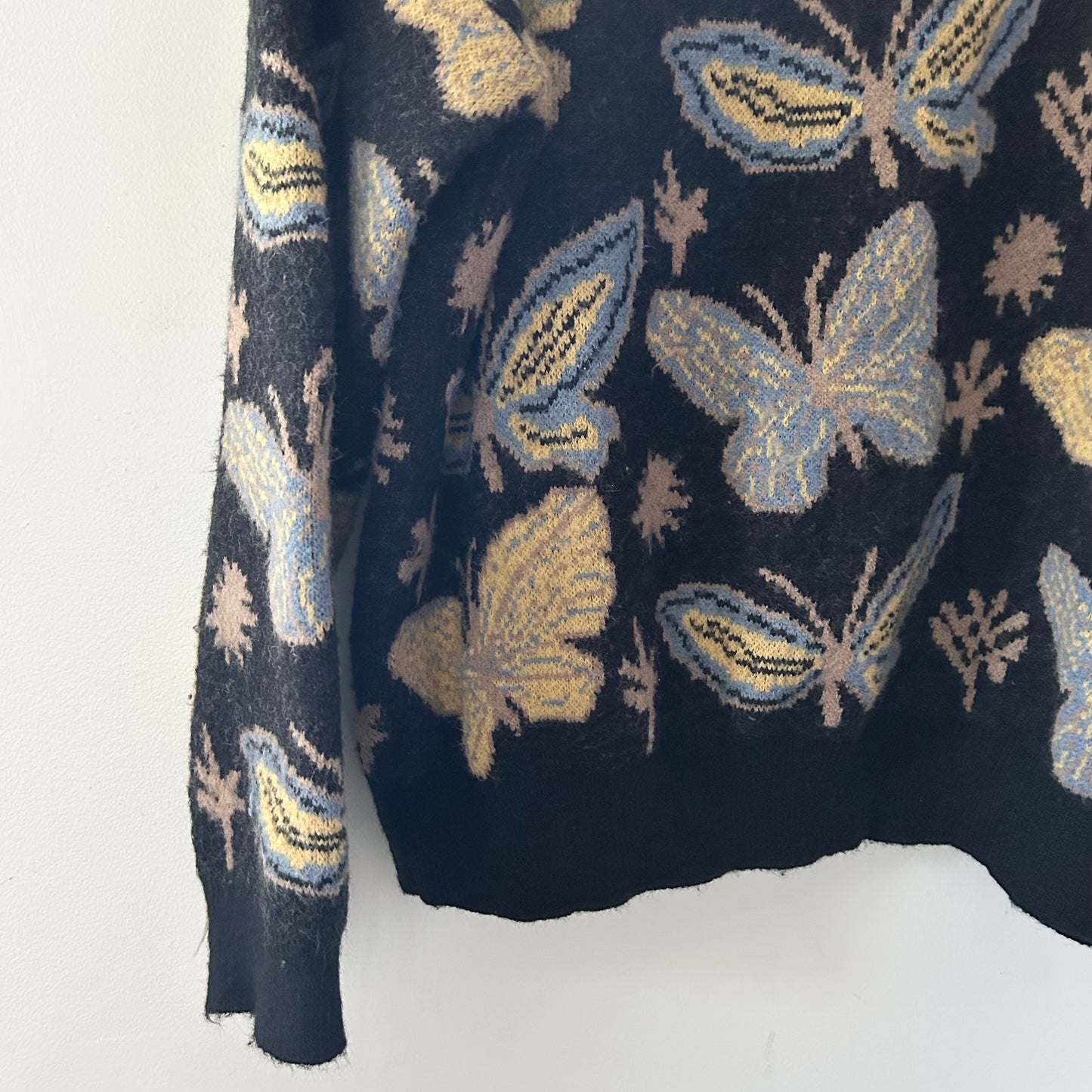 Romwe Butterfly Fairycore Print Cozy Knit Black Oversized Sweater