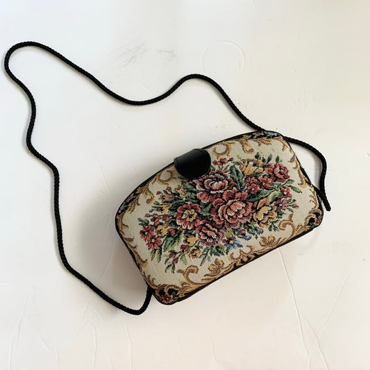 La Regale Vintage Tapestry Needlepoint Floral Clutch Handbag Purse Black
