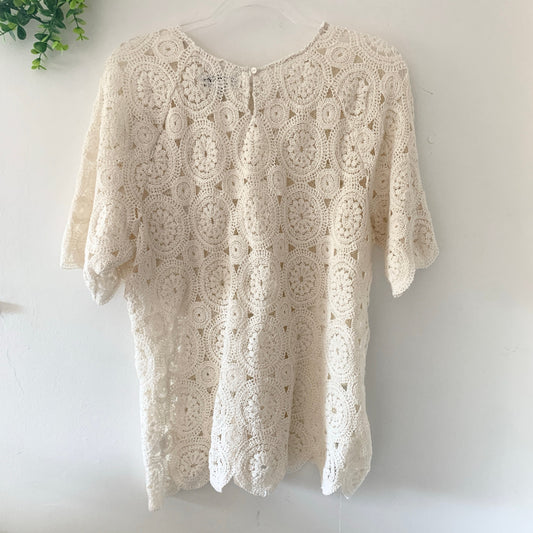 All at Once New Yrok Crotchet Short Sleeve White Cream Blouse xl