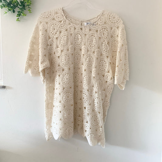 All at Once New Yrok Crotchet Short Sleeve White Cream Blouse xl