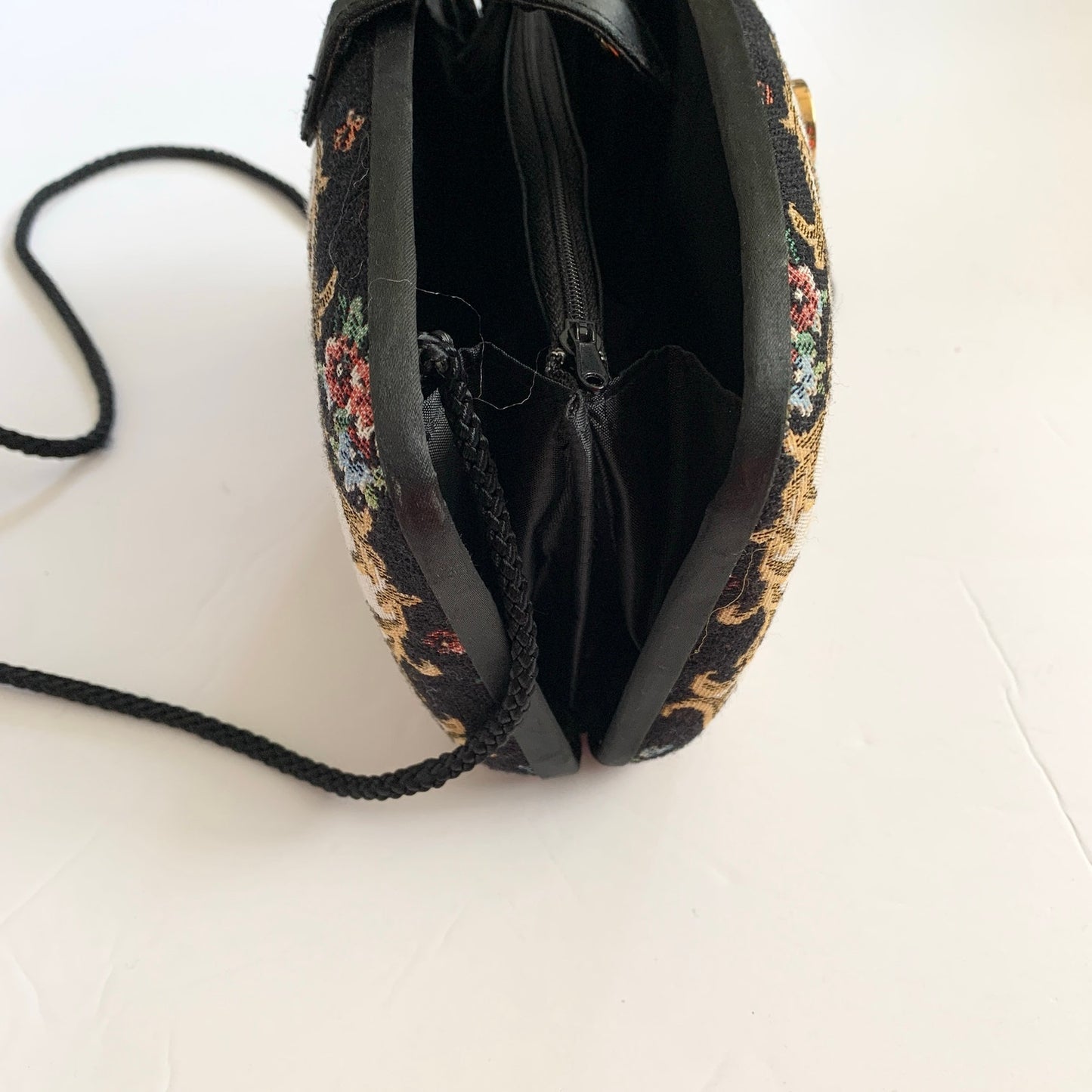 La Regale Vintage Tapestry Needlepoint Floral Clutch Handbag Purse Black