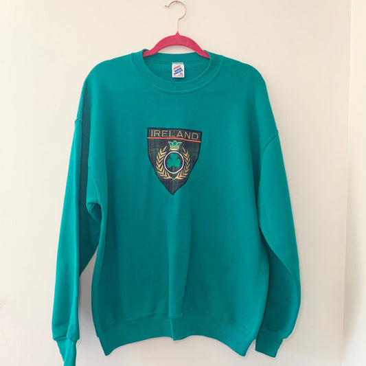 Vintage Embroidered Ireland Green Shamrock Crewneck Sweatshirt