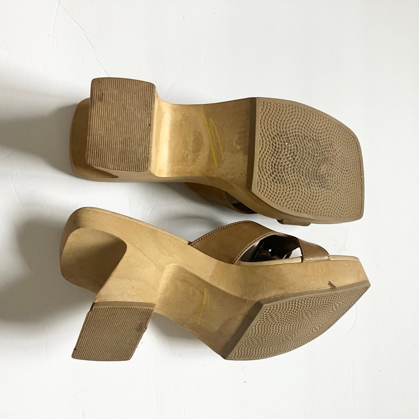 Vintage Y2K LEI Wedge Slip On Tan Sandals