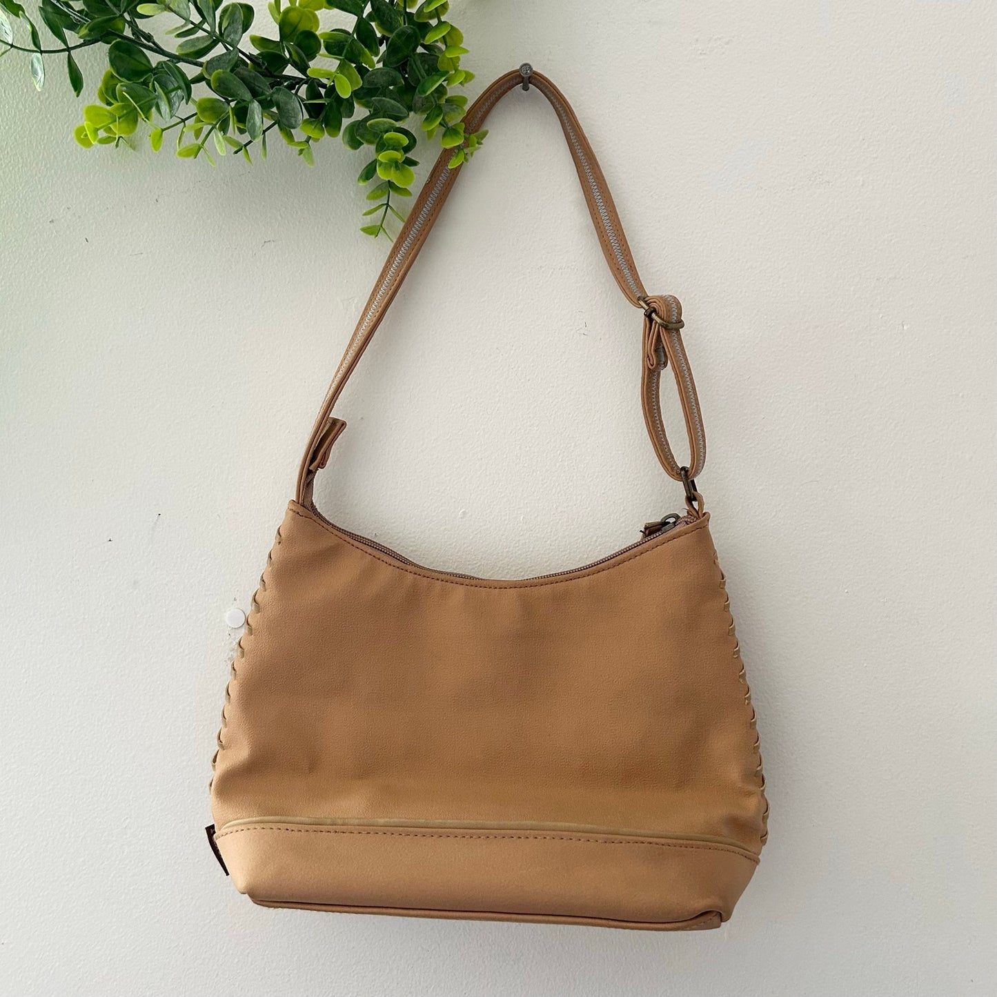 Vintage Y2K Mudd Tan Floral Embroidered Hobo Shoulder Bag Whipstitch