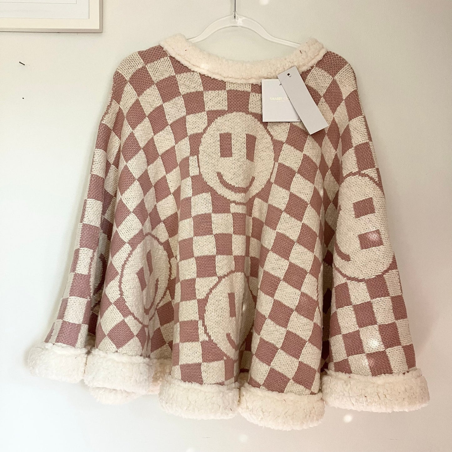Shabby Chic Smiley Face Pink Rose White Checkered Fur Lined Shawl Tree Skirt