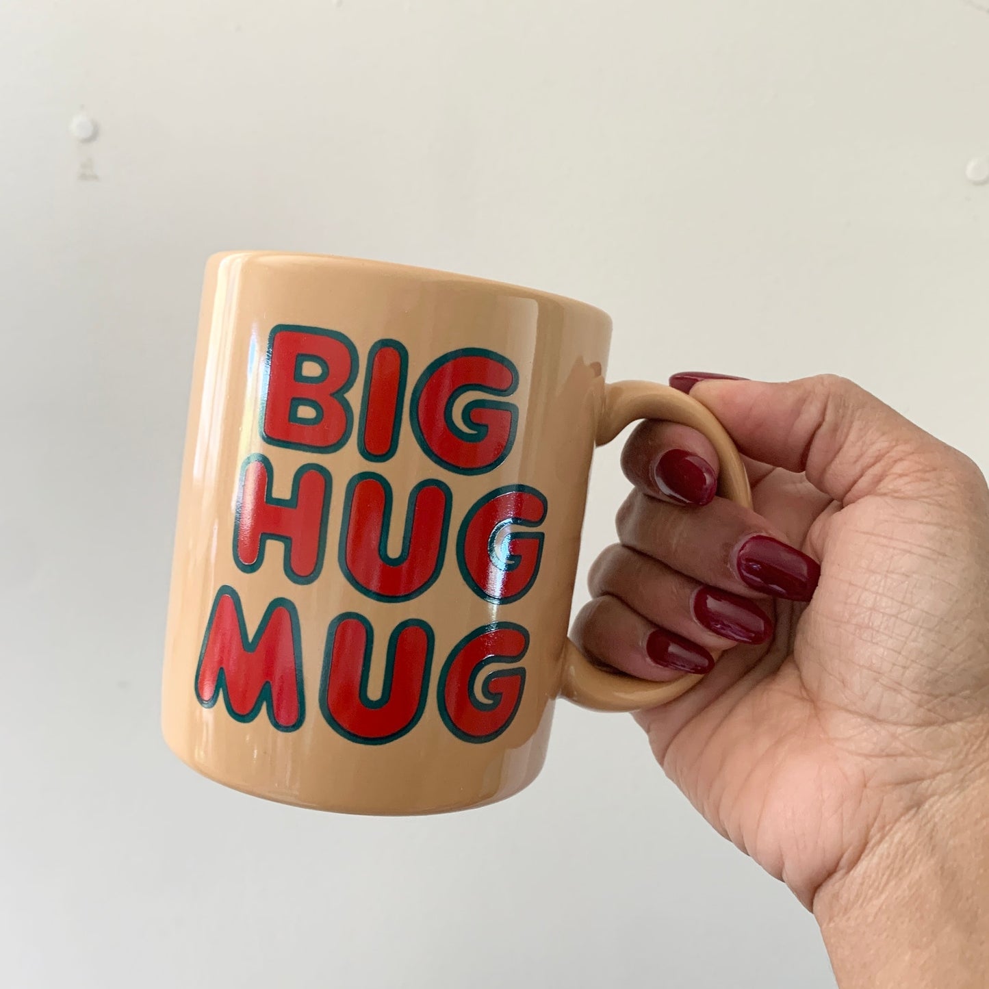 Big Hug Mug Vintage Tan Red FTD Cup