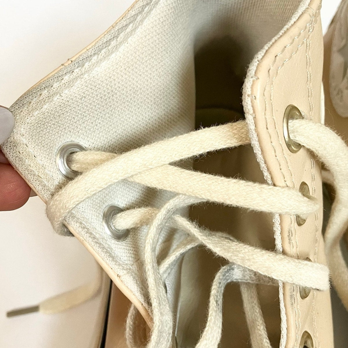 Converse Run Star Hike Platform Cream Two Tone Leather Sneakers Size 7 Women's
