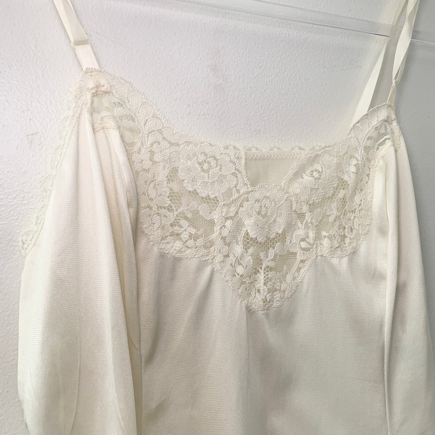 Vintage Body Lites JcPenney White Lace Y2K Style Camisole Tank Top