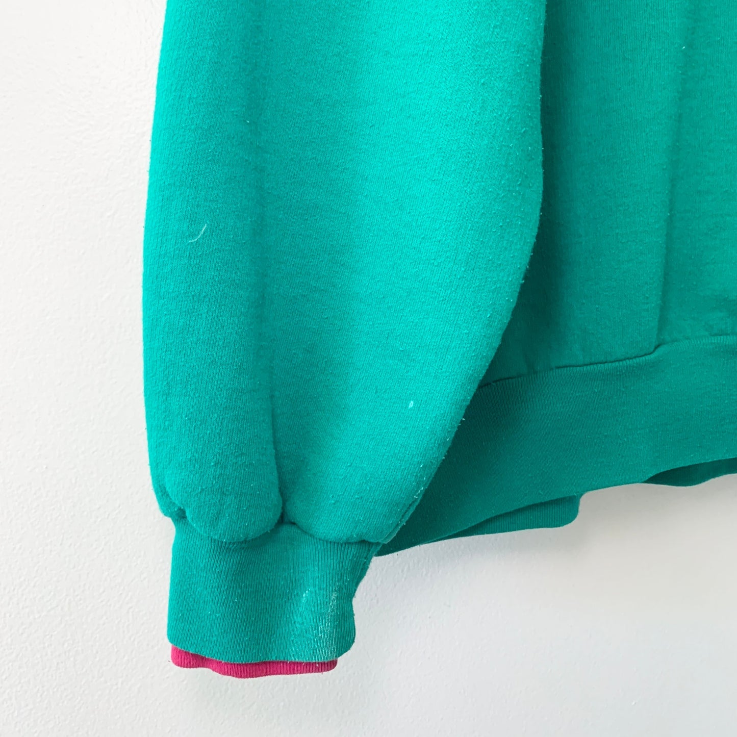 Vintage Hard Rock Cafe Toronto Crewneck Green Pink Sweatshirt