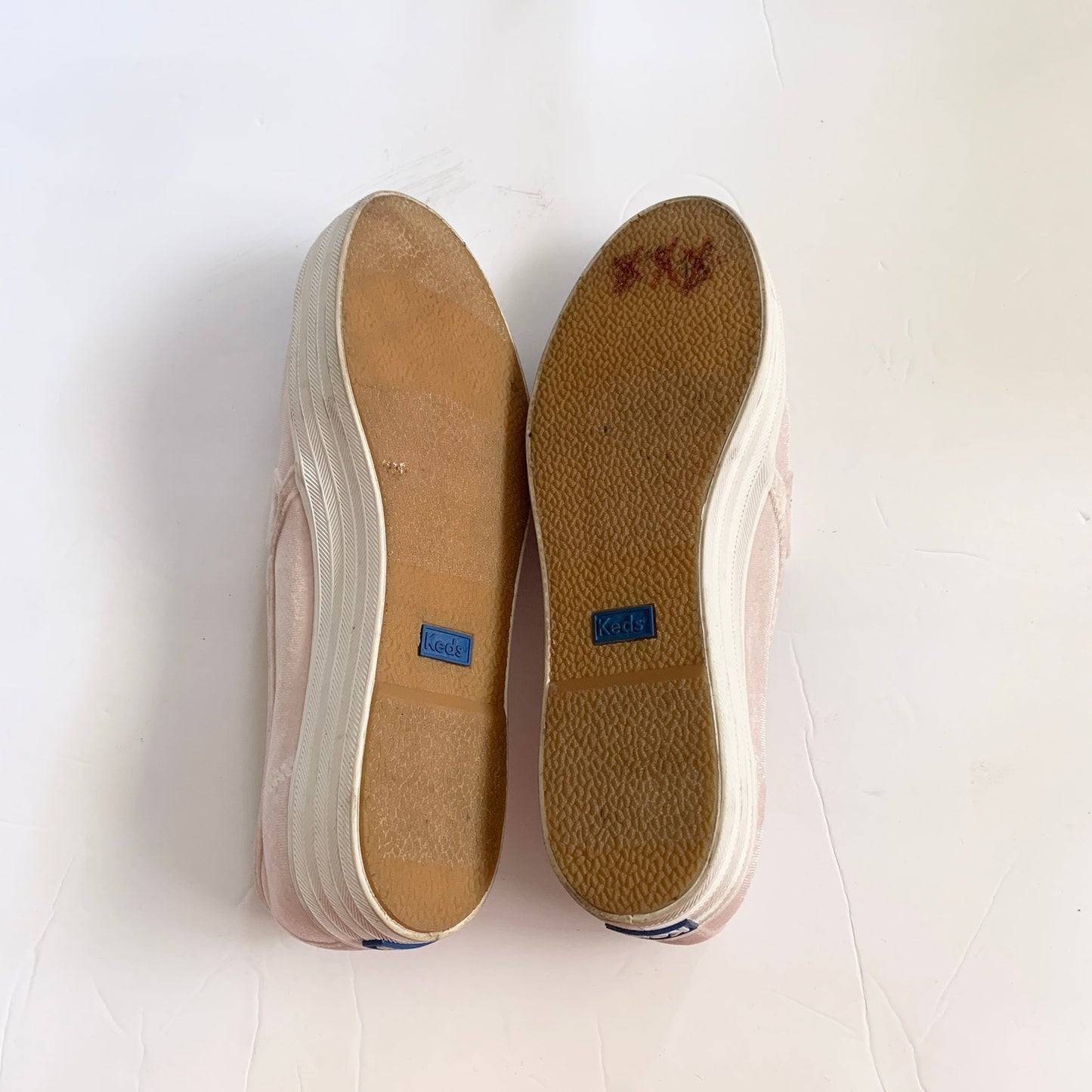 Keds x Betty & Veronica Archie Embroidered Slip On Sneakers Pink Velvet 7.5