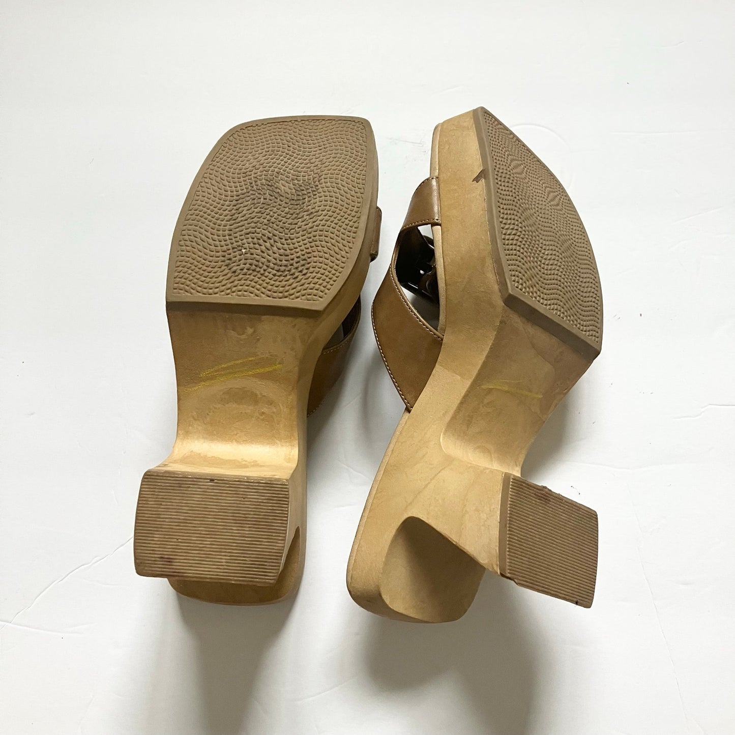 Vintage Y2K LEI Wedge Slip On Tan Sandals