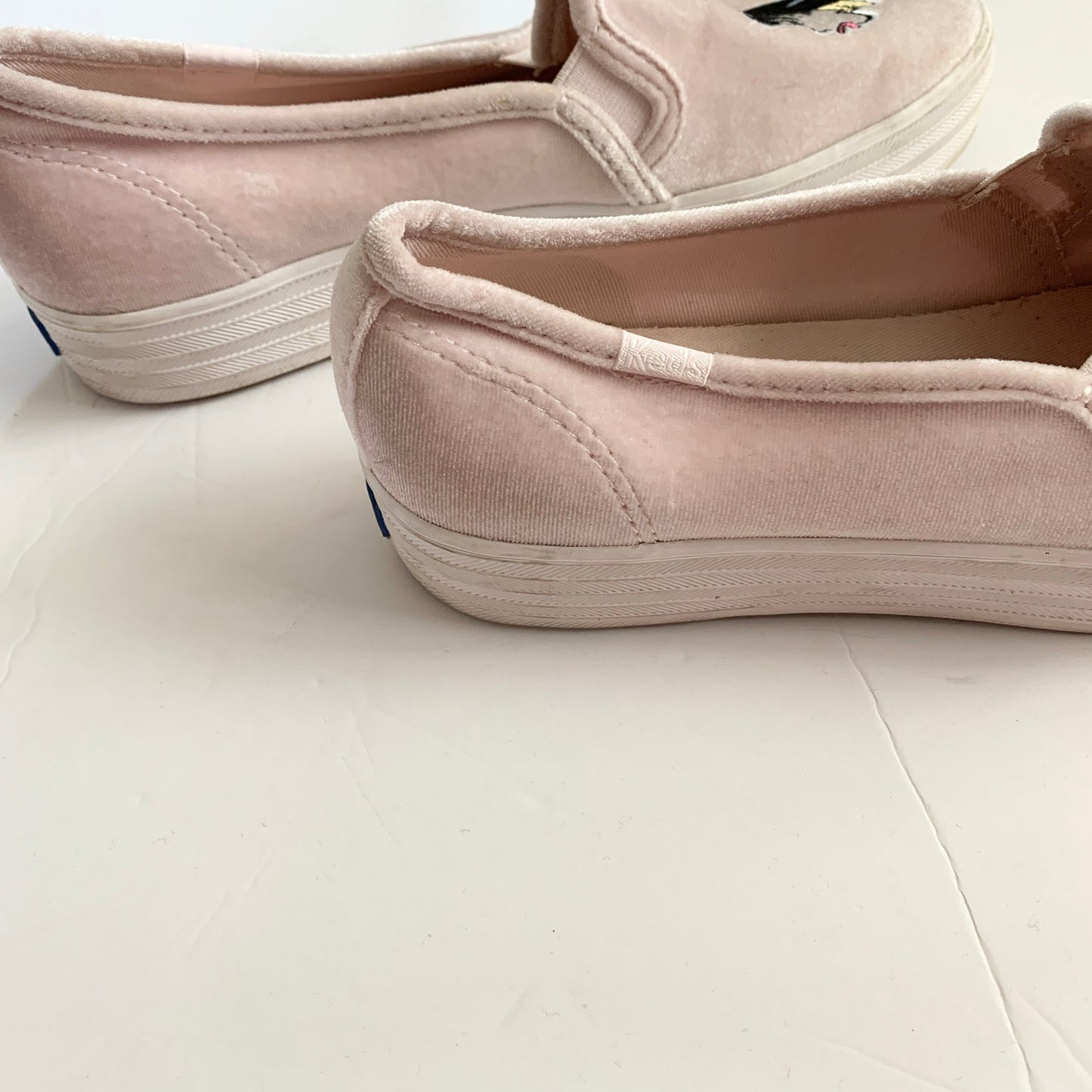 Keds x Betty & Veronica Archie Embroidered Slip On Sneakers Pink Velvet 7.5