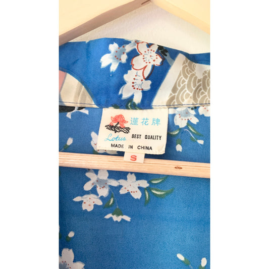 LOTUS Brand Vintage Kimono Japanese Blue Robe Small No Belt