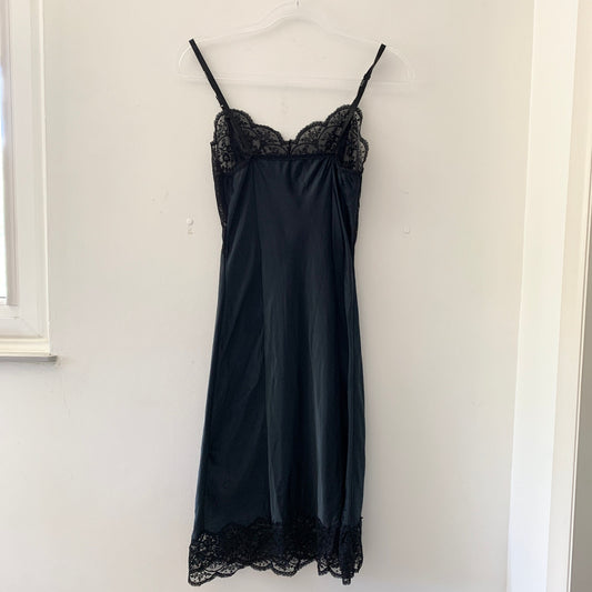 Wonder Maid Vintage 1970s Union Made Black Lingerie Chemise