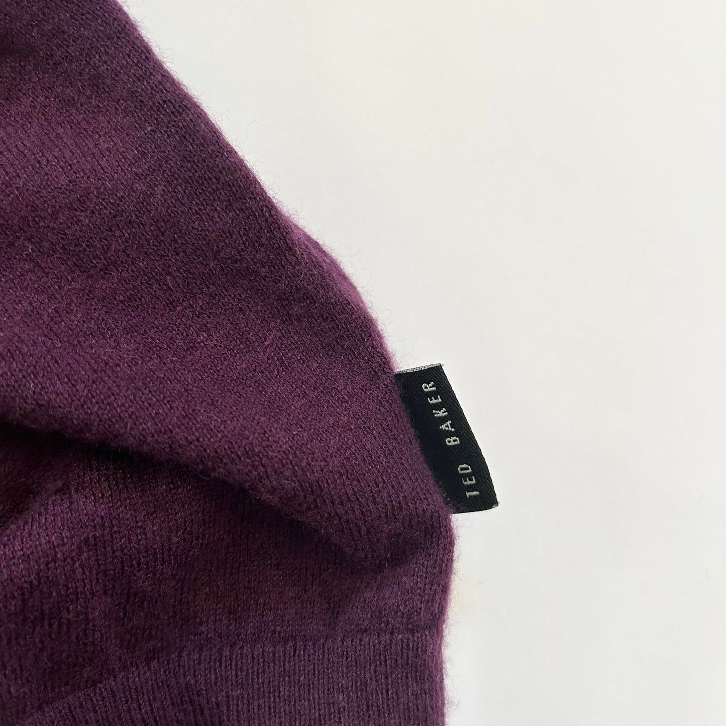 Ted Baker Wool Cashmere Silk Maroon Purple Plum Men's Pullover V Neck Sweater XL