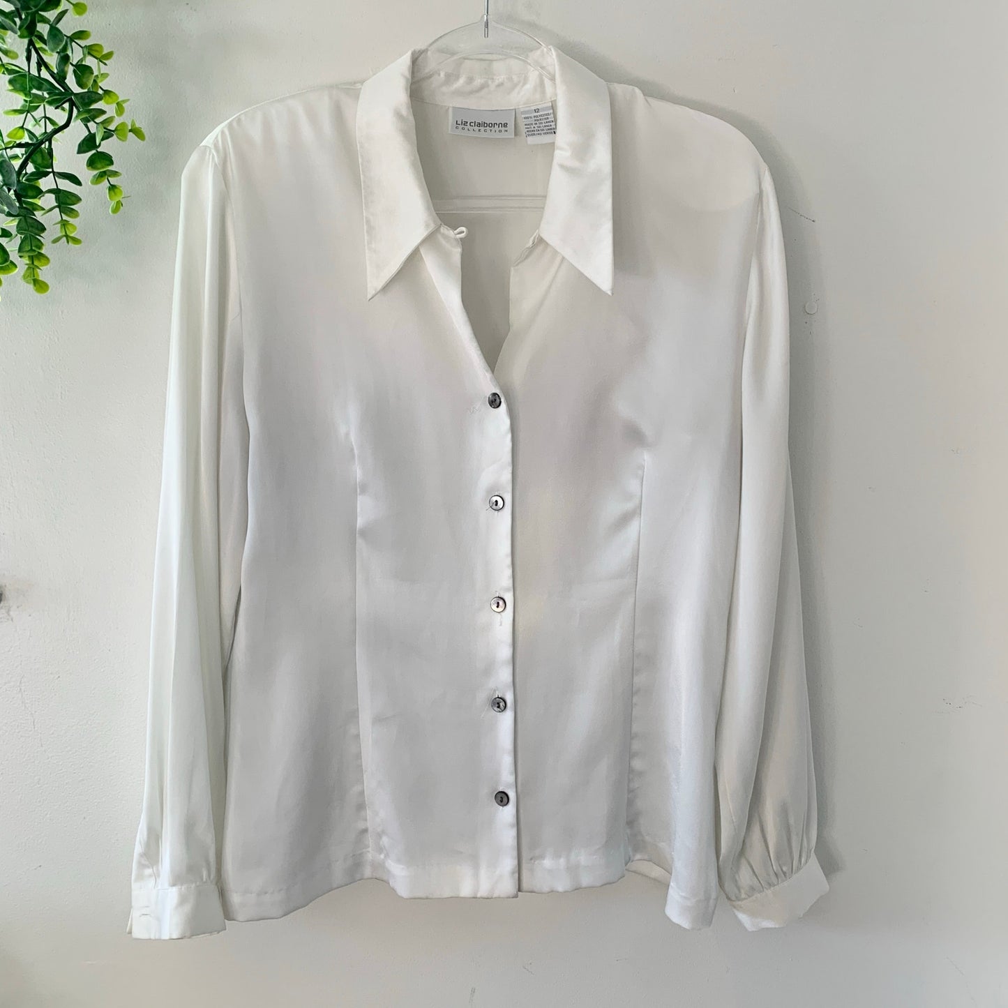 Liz Claiborne Vintage White Button Silky Polyester Collared Blouse 12
