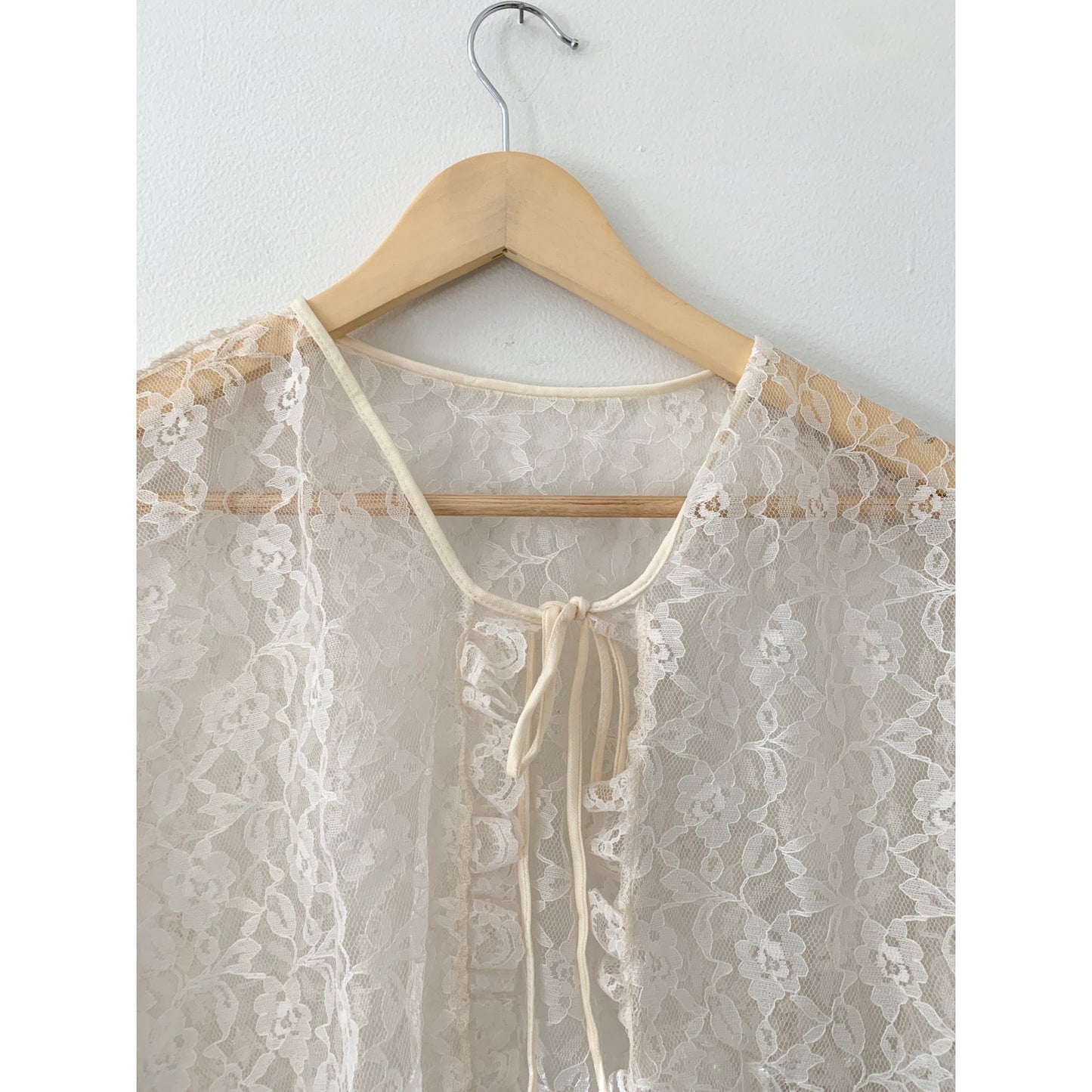 Pearls and Lace Vintage Lingerie Shirt Bolero Bed Jacket White Bridal Sm Med