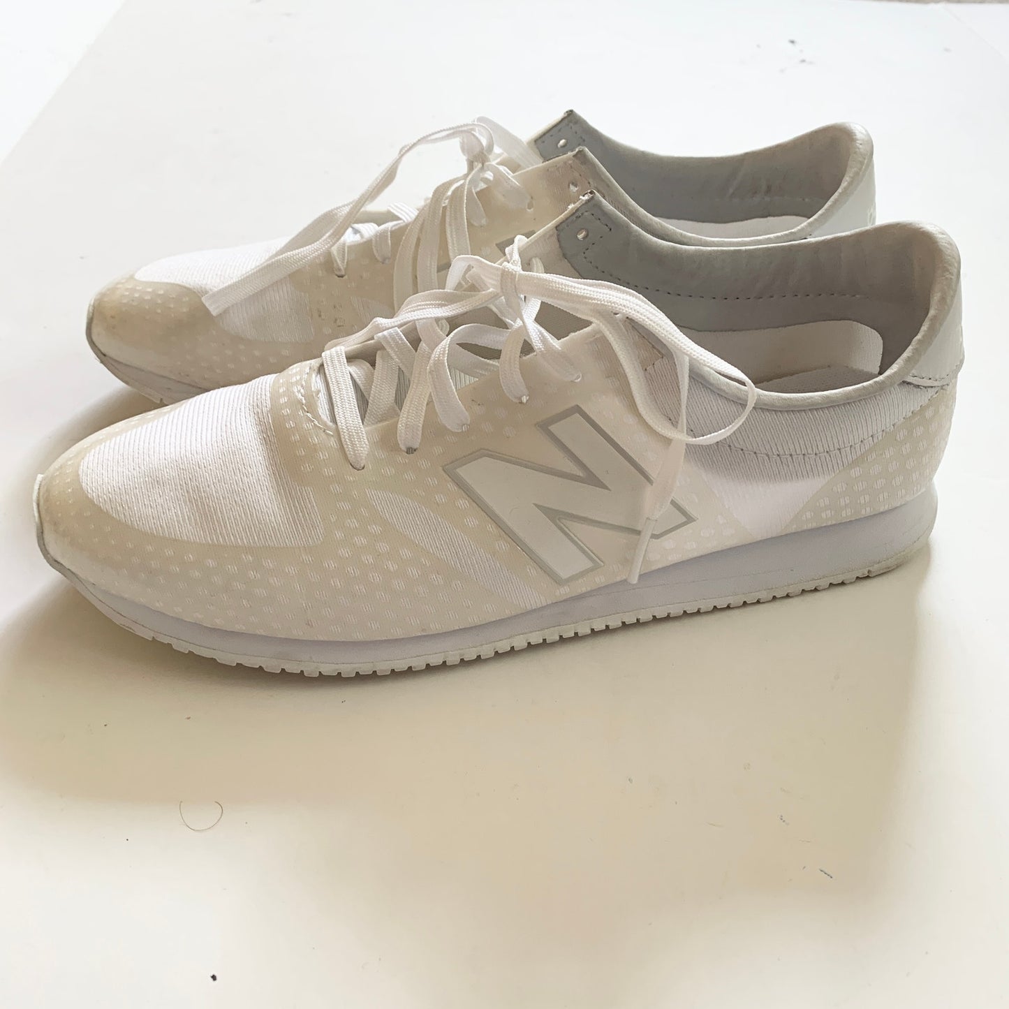 NEW BALANCE lifestyle white Sneaker Shoes 9.5