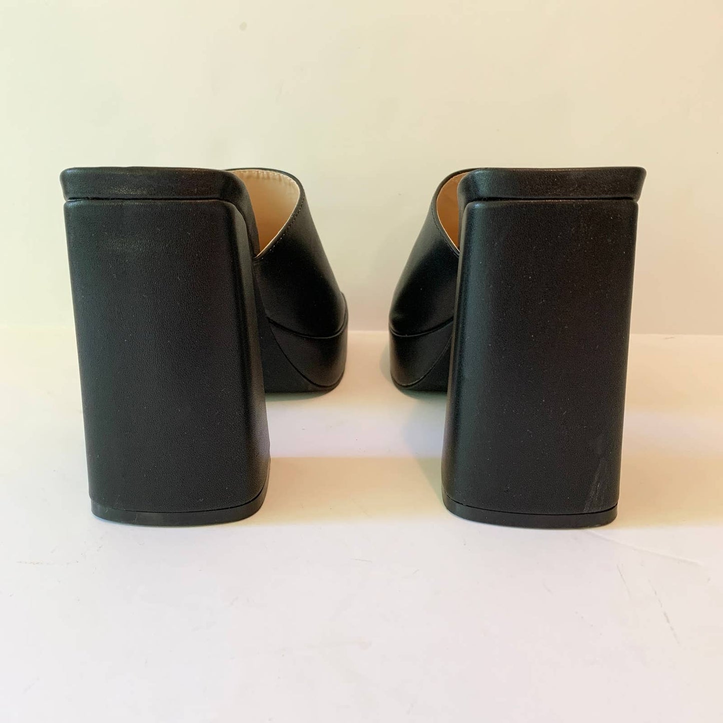 Hot Tomato Tommie Black Platform Sandal Heels Shoes 7.5
