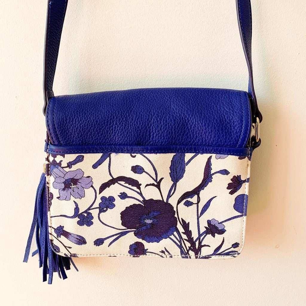 Isaac Mizrahi Bridgehampton  Blue & White Cotton & Leather Floral Crossbody Purse