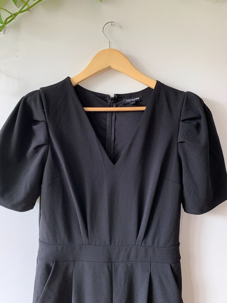 Express Black Puff Sleeve Tapered Jumpsuit M