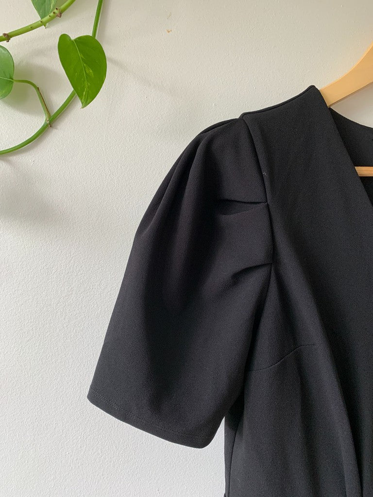 Express Black Puff Sleeve Tapered Jumpsuit M