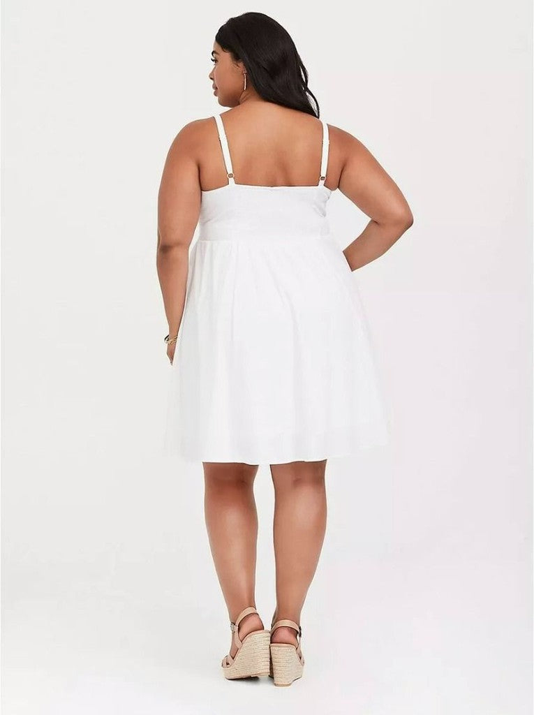 Torrid White Bow Front Skater dress 3X Plus