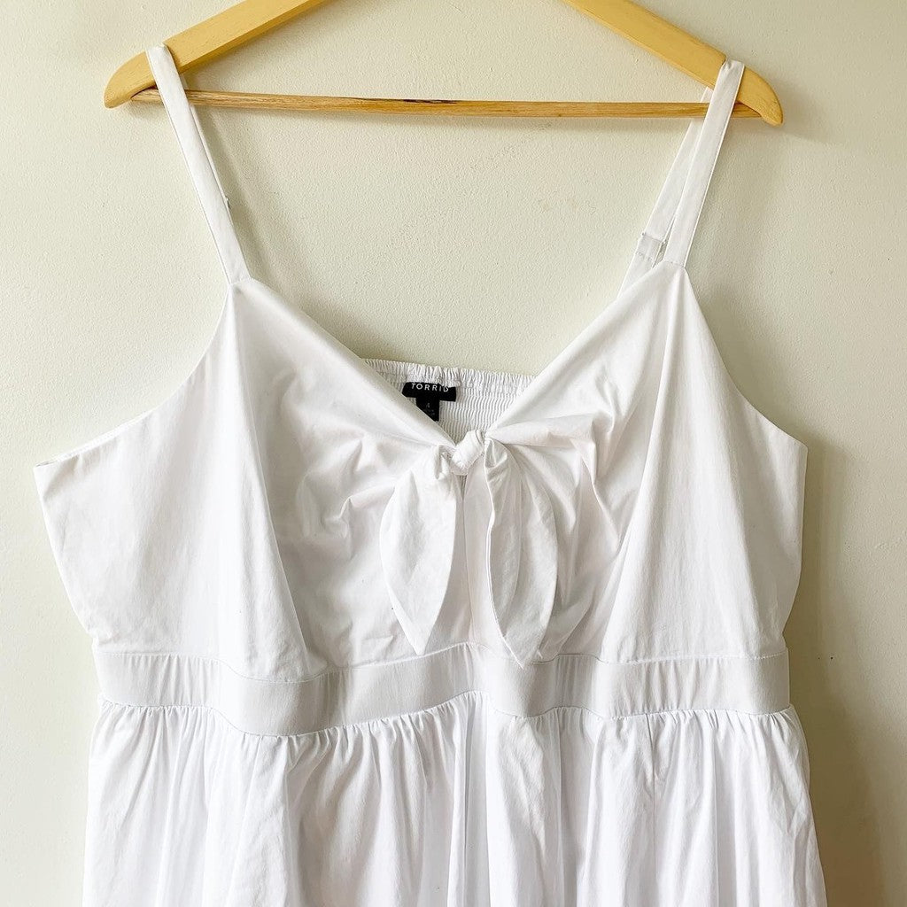 Torrid White Bow Front Skater dress 3X Plus