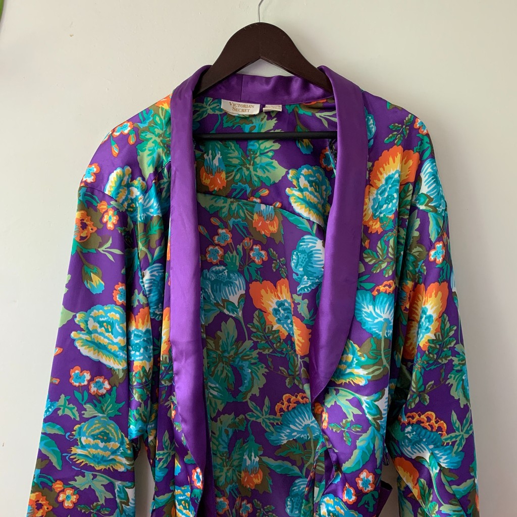 Victoria's Secret Gold Label Vintage 90s 80s Purple Floral Robe M