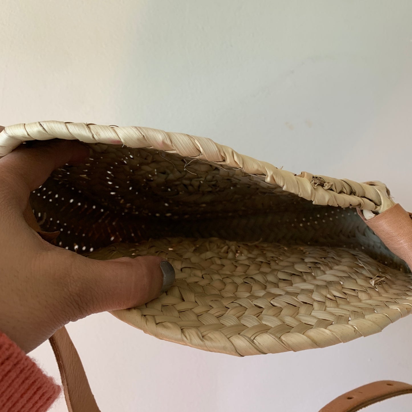 Round Straw Wicker Crossbody Purse