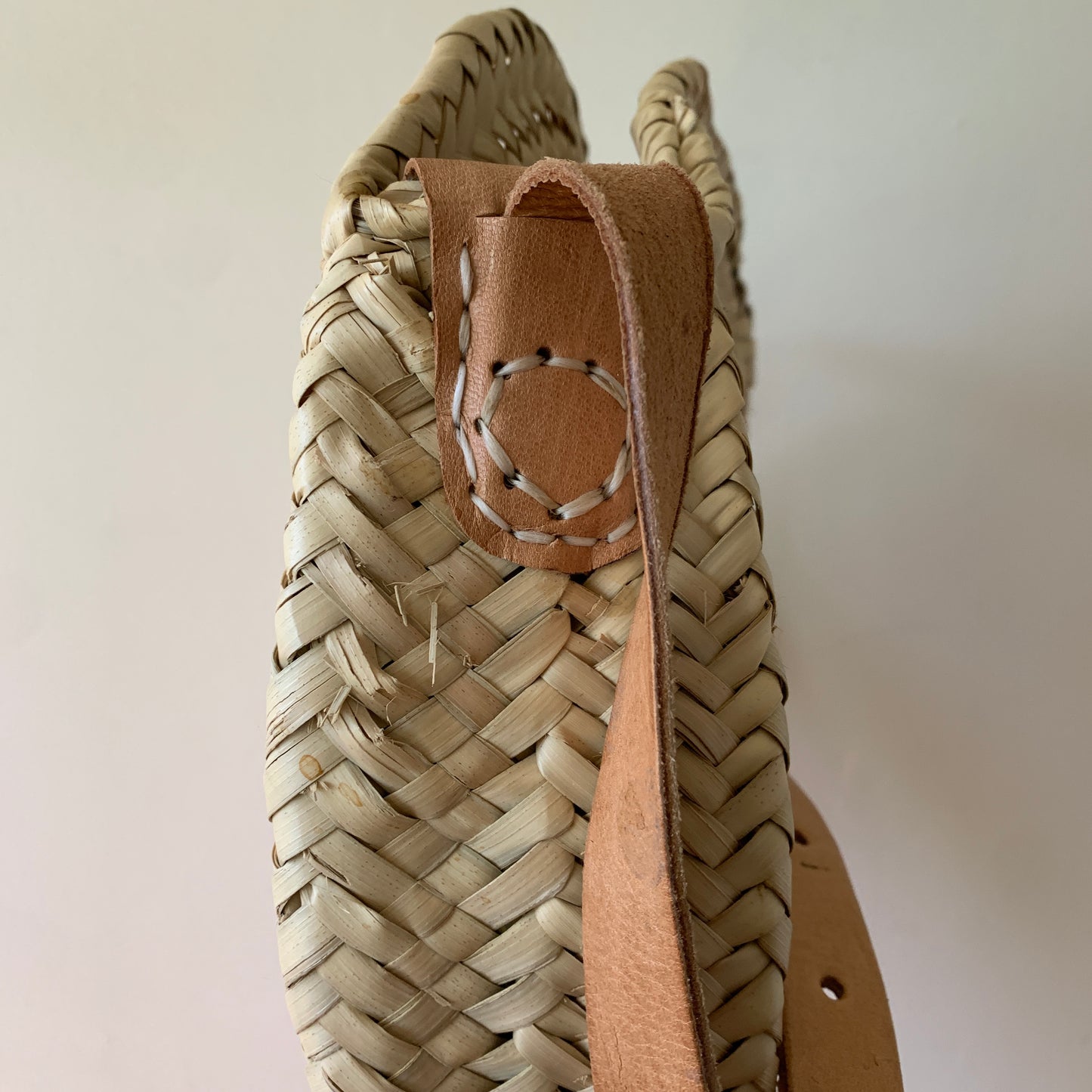 Round Straw Wicker Crossbody Purse