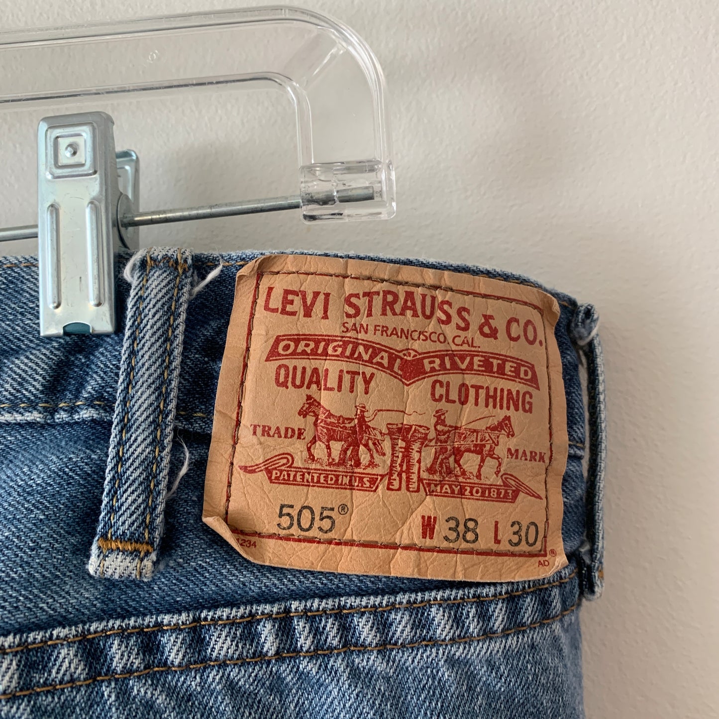 Levi's 505 Straight Leg Blue Jeans Size 38 x 30