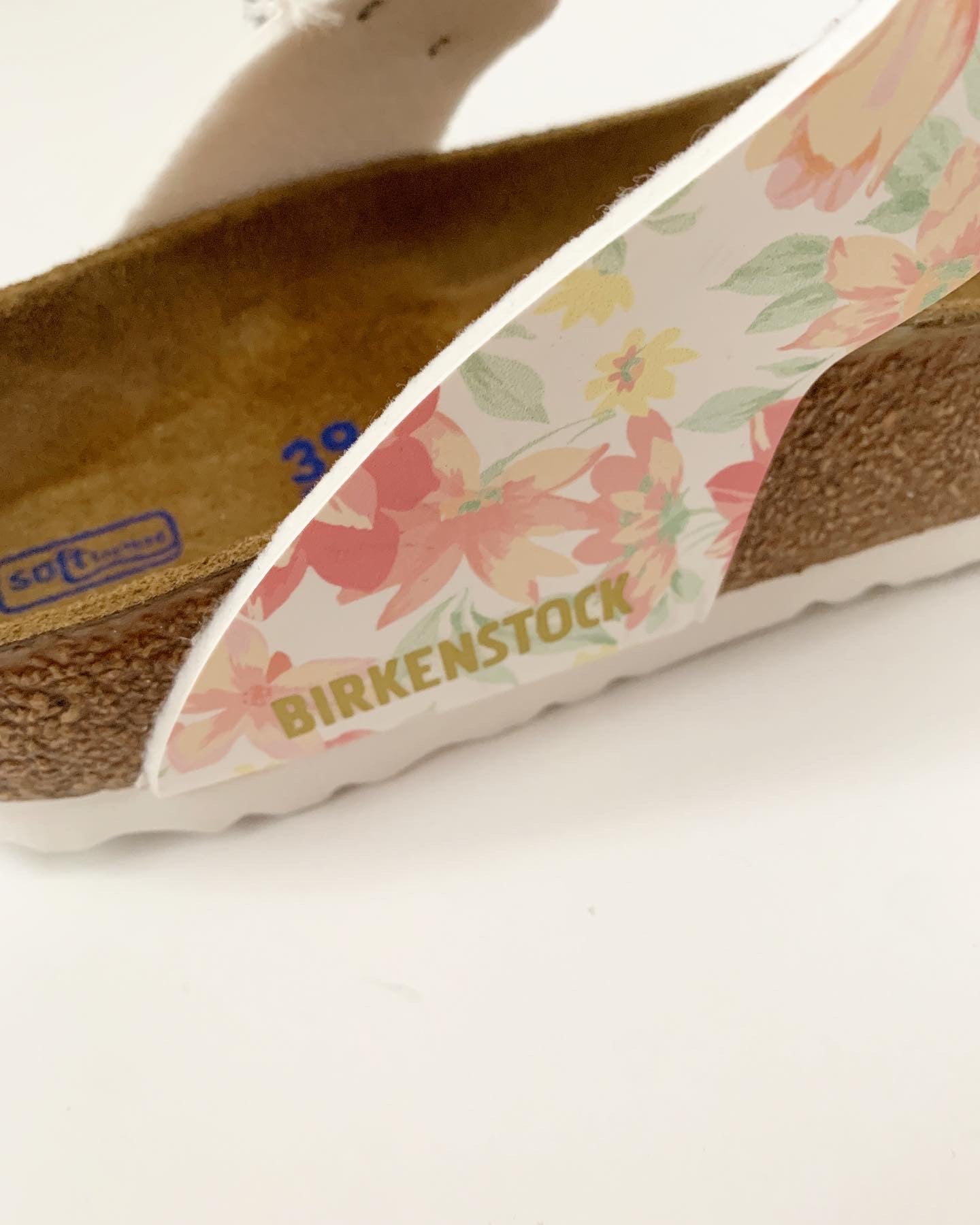 Birkenstock Birko-Flor Gizeh Floral New With Tag 39 8-8.5