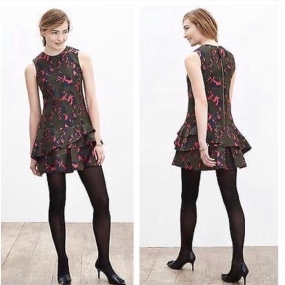 Banana Republic Jigsaw Drop Waist Dress, Size 4P